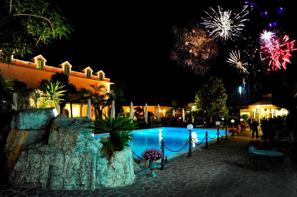 Resort Villa Antica Eboli Exterior foto